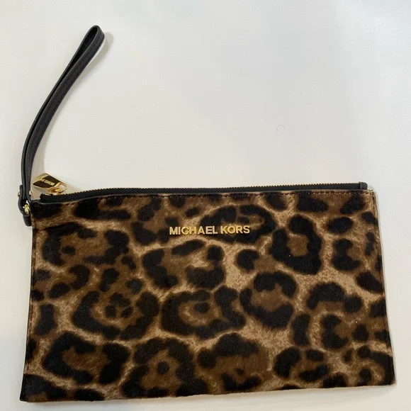 Michael Kors Leopard Print Wristlet - Picture 1 of 7